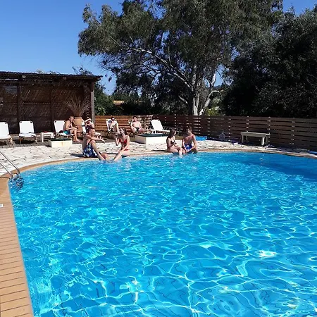 Pierhouse Yachting 3*