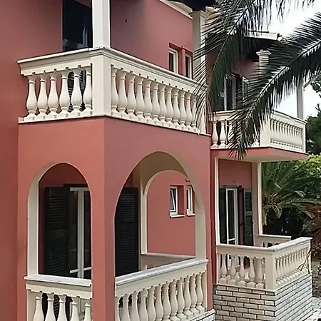 شقة فندقية Pierhouse Yachting جوفيا