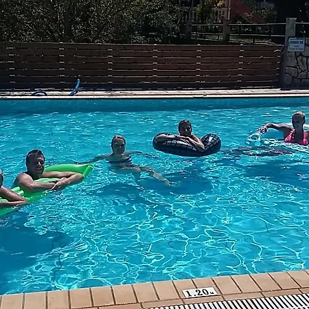 Апарт-отель Pierhouse Yachting 3*