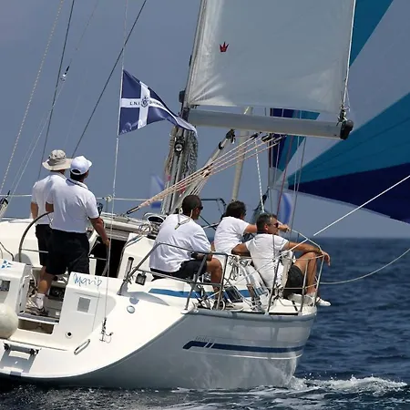 Pierhouse Yachting Апарт-отель 3*
